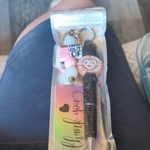 Black Glitter Pen and Keychain Set